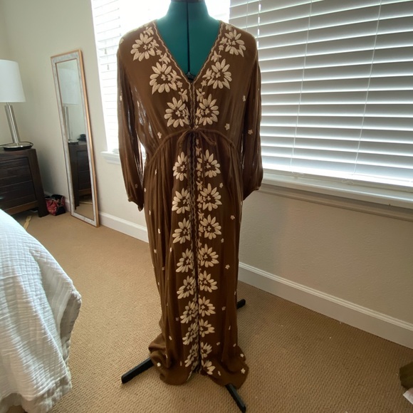 Free People Brown Bishop Sleeve V-Neck Gown - Picture 1 of 3